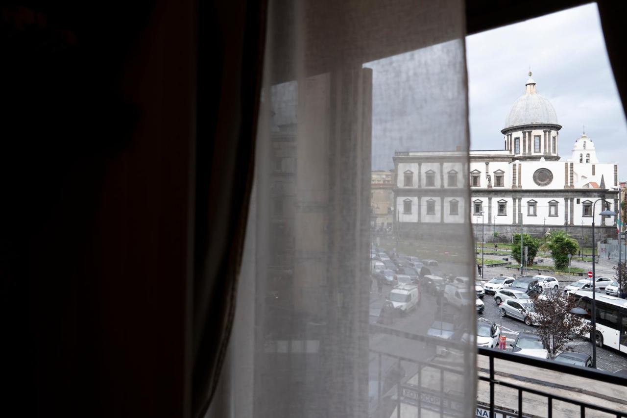 Affitta Camera Don Vittorio - Napoli Portacapuana ภายนอก รูปภาพ